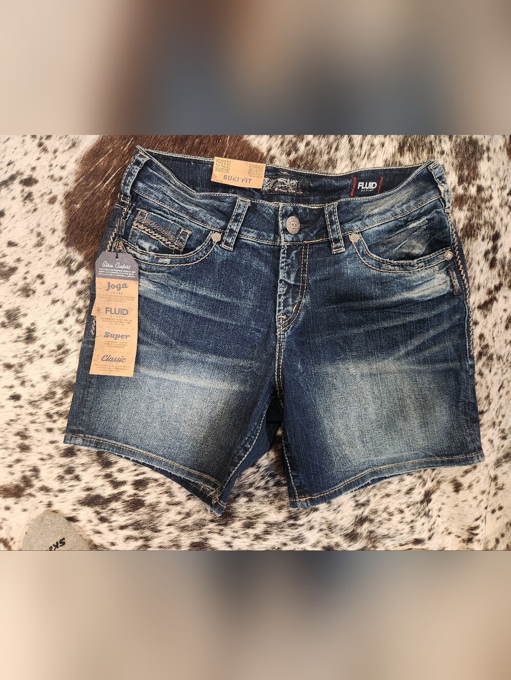 Silver Suki Women's Dark Blue Denim Shorts - Classic Stretch- SZ 29